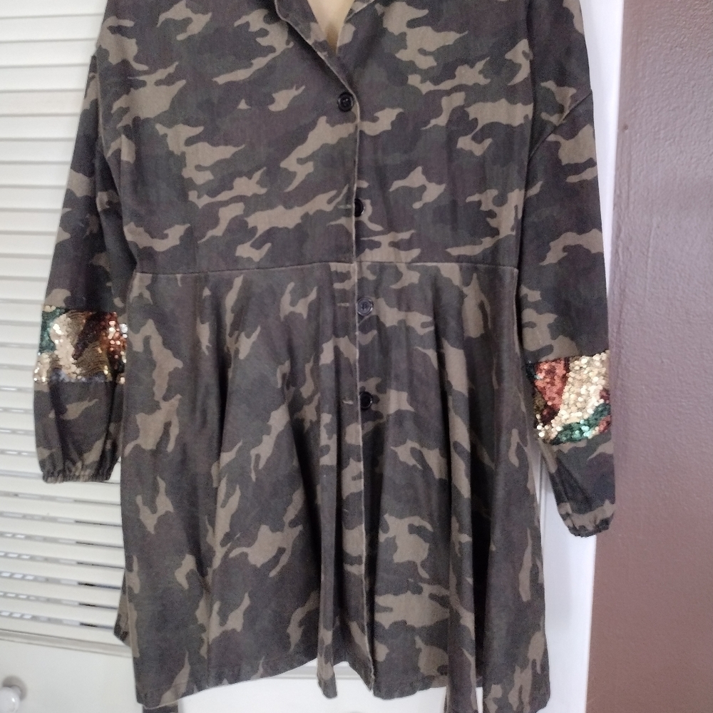 Camouflage & Sequins Jacket. - image 4